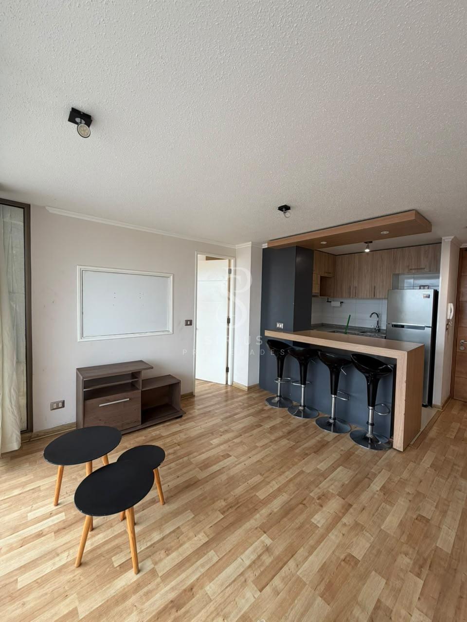 Arriendo departamento edificio Innova